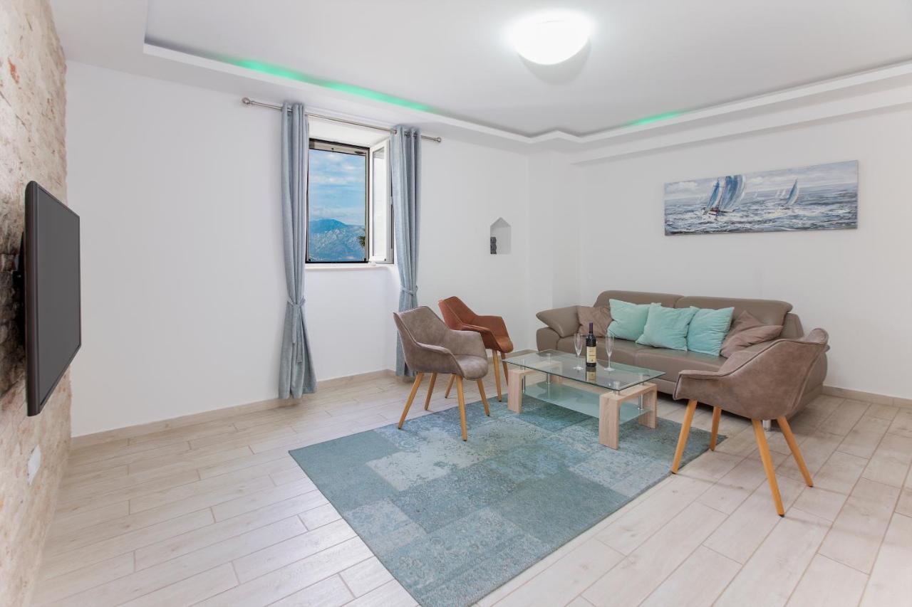 Apartments D&V Kotor Dış mekan fotoğraf